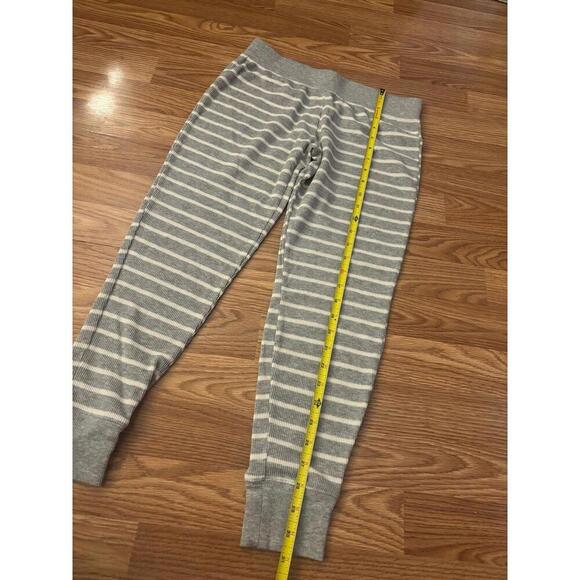Gillian O’Malley Stripe Pajama Set Size Small - Picture 7 of 9